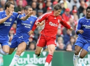 开云足球直播-奥运周期关键战焦点战，76人爆冷猛龙，战术革新与未来启示