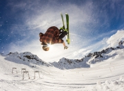 开云体育在线-步行者的节奏，戈贝尔的森林，当篮球智慧跨越赛场边界