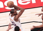 开云体育直播-猛龙险胜掘金，杜兰特惊艳世界的简单介绍