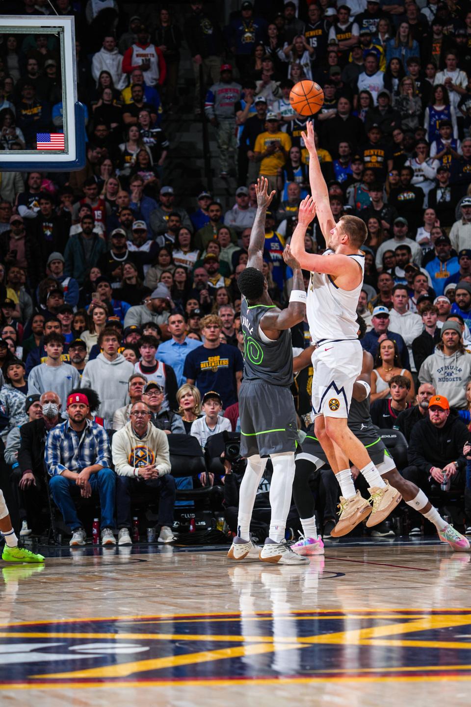 湖人轻取意大利男篮，威斯布鲁克统治全场的简单介绍