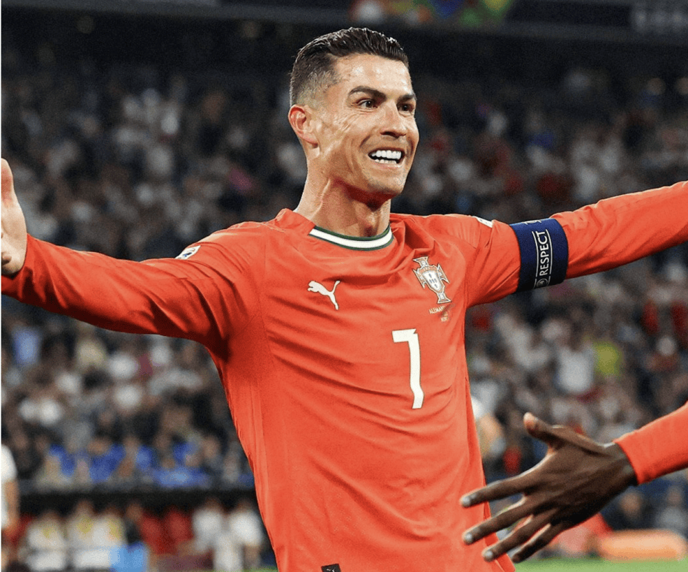 勒沃库森绝杀英格兰，C罗统治全场的简单介绍