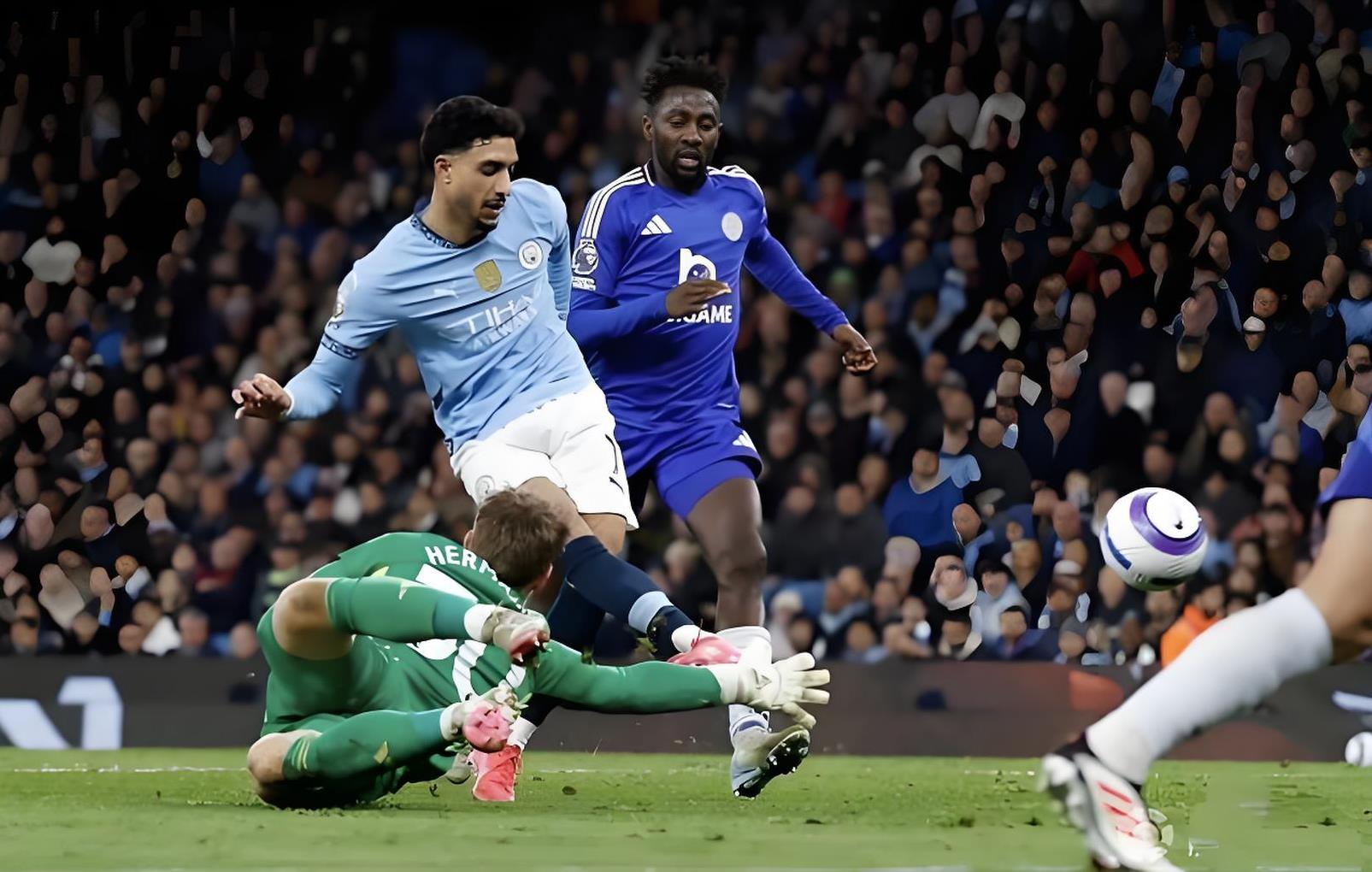 马赛对阵曼城，争夺重要欧洲赛事胜利的简单介绍