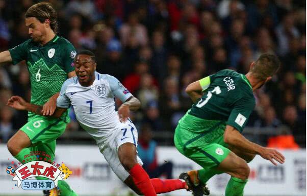 俄罗斯钢铁队球员纷纷受伤，主教练寻求解决方案的简单介绍