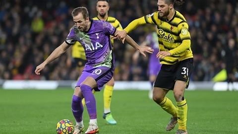 关于热刺客场战胜沃特福德，形势向好的信息