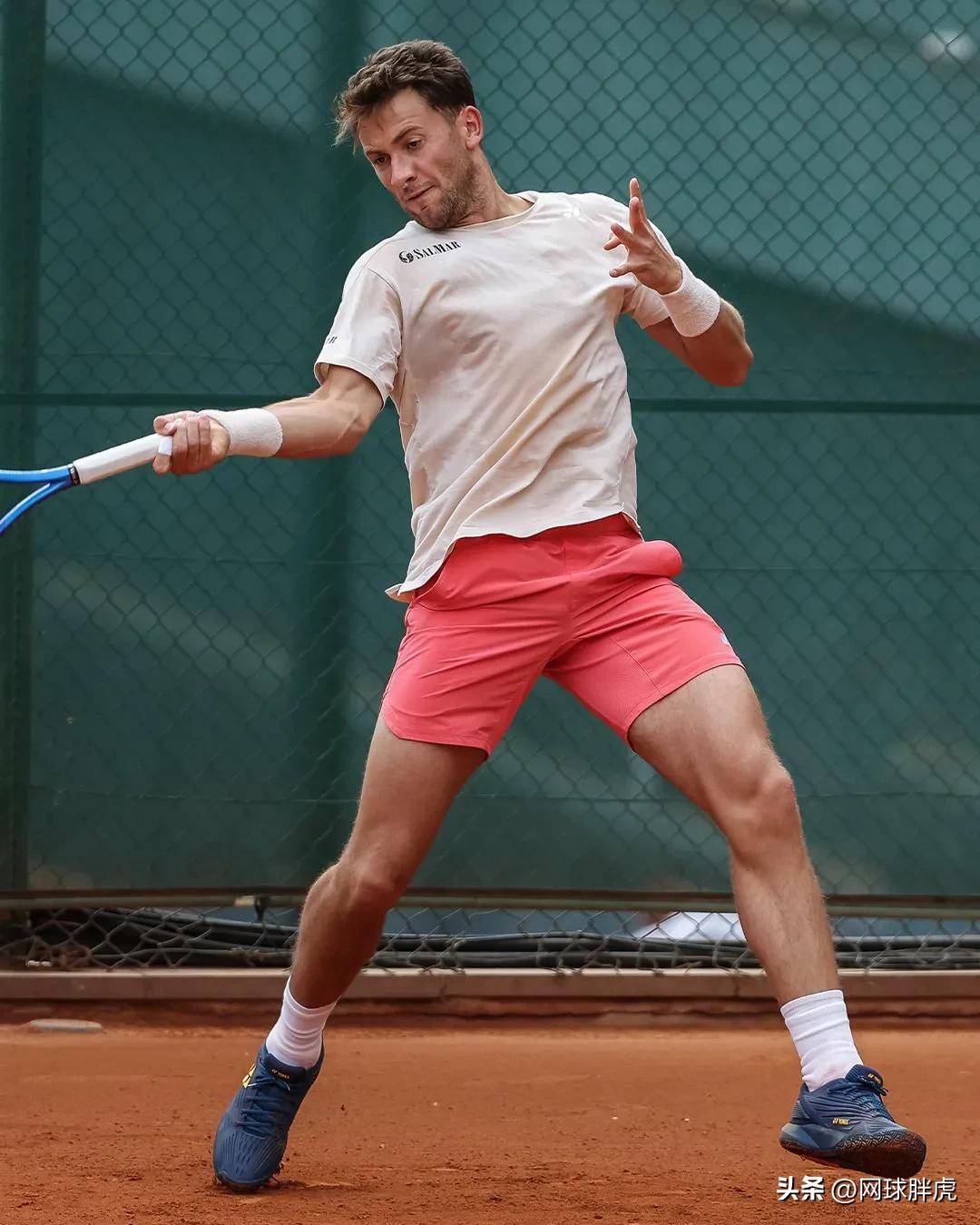 ATP总决赛完胜拉沃尔杯，鲁德高光表现的简单介绍