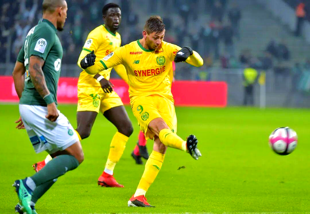 关于里昂战平南特，失去领先优势的信息