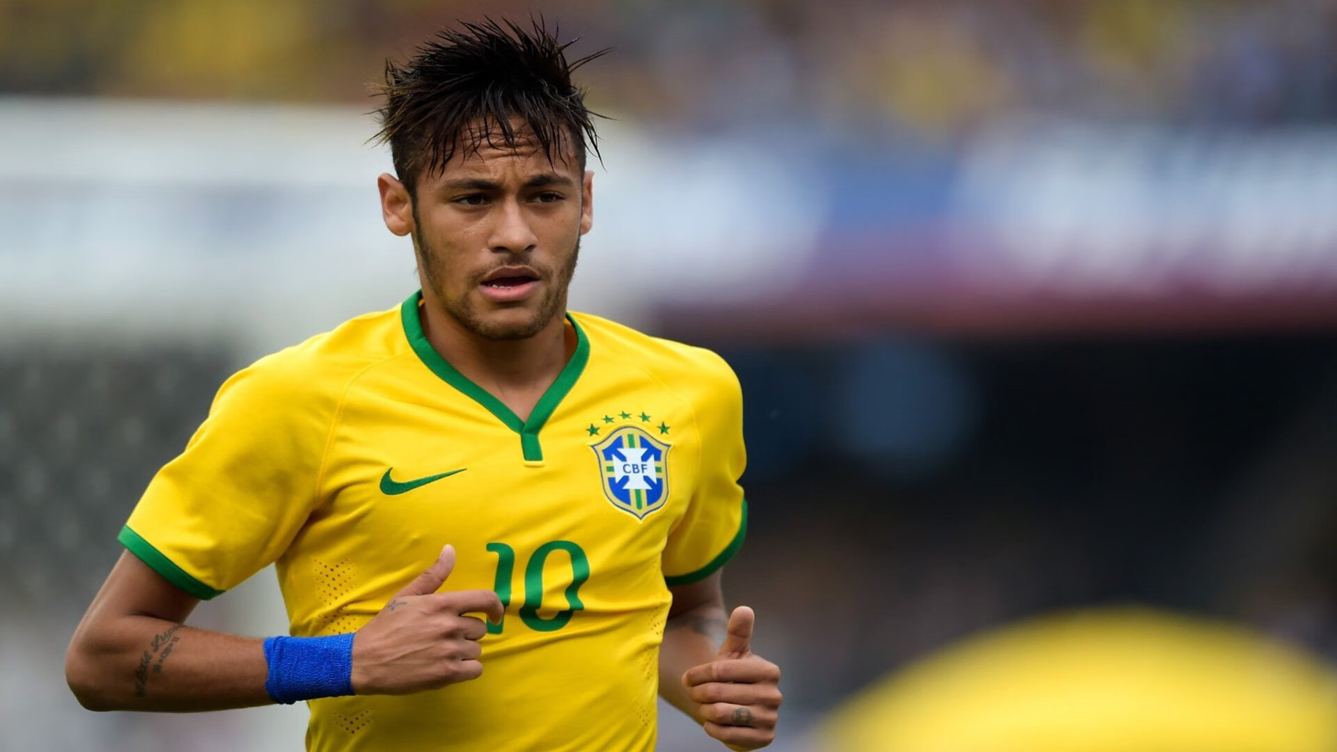 年度焦点之战之夜，特奥关键时刻站出来