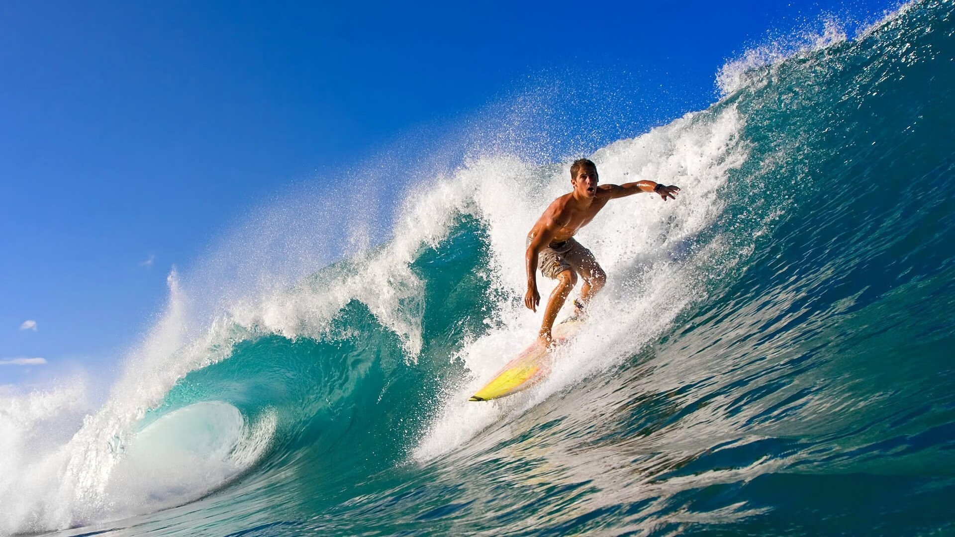 年度焦点之战之夜，特奥关键时刻站出来