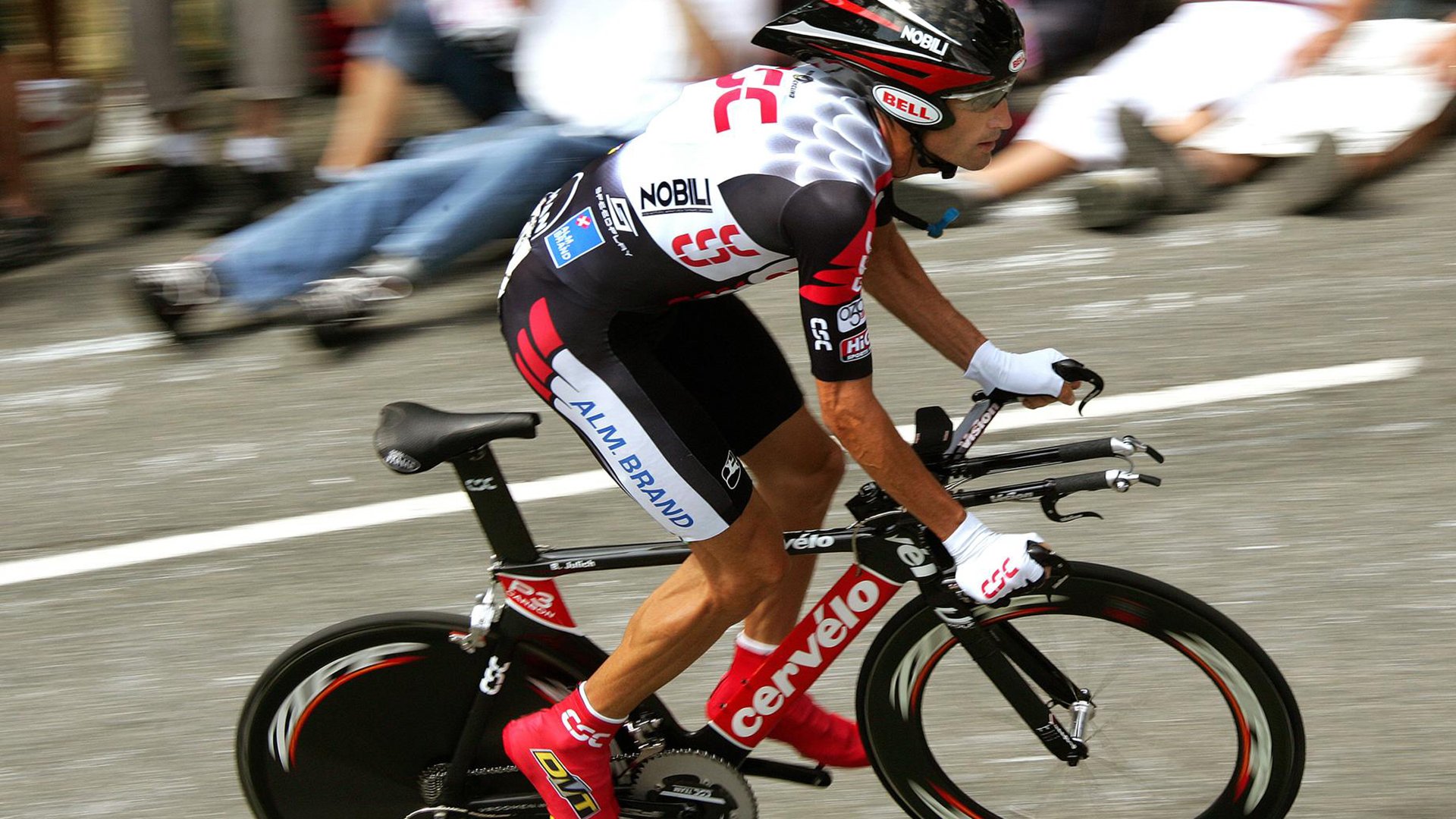 节奏掌控者与无解单打手，广东队的团队哲学与欧文的个人艺术